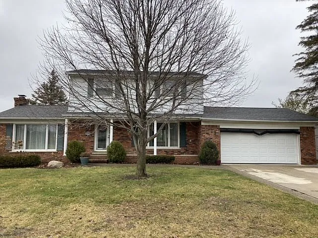 53336 Mark Dr N photo 1