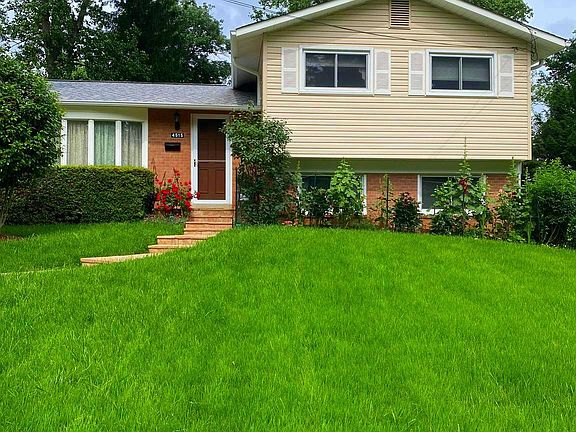 3rd image of 4515 Weyburn Dr