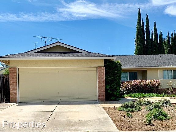 2nd image of 3973 Loganberry Dr