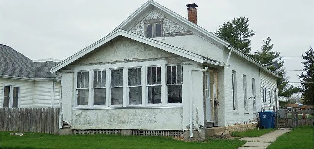 1003 8th Ave Belle Plaine - . — Photo 1