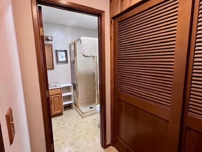 354 Shallow Shore Rd — Photo 15