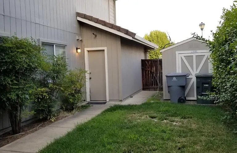 5411 Sandpiper Ct — Photo 20