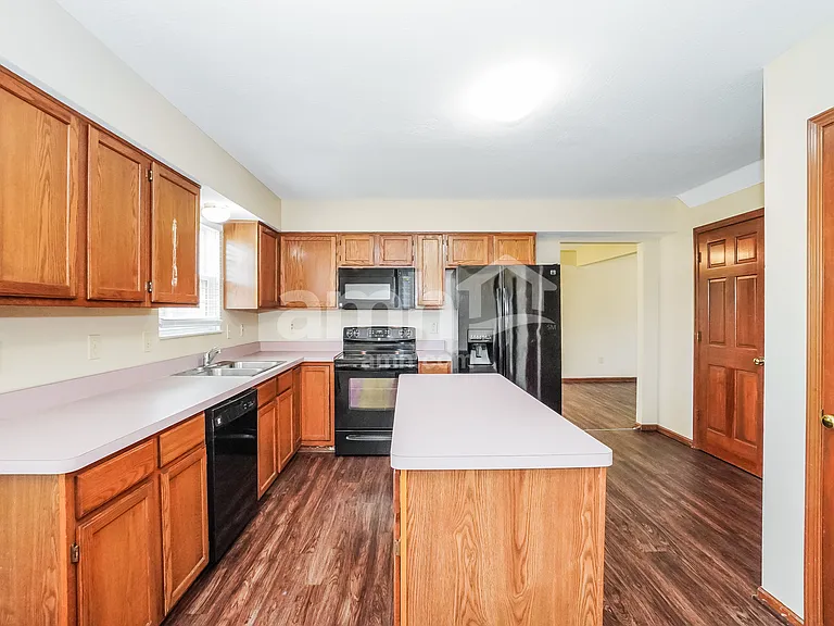 3719 Kellen Dr — Photo 5
