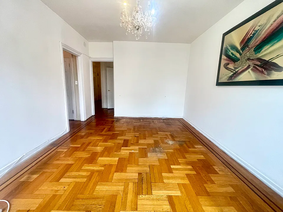 3085 Brighton 13th St #6G