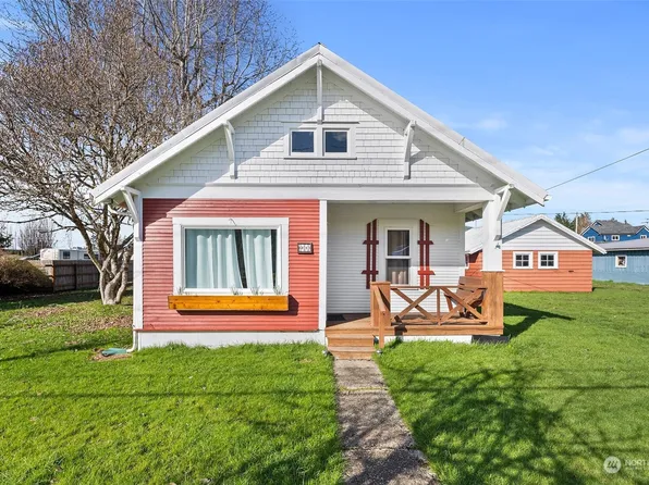 611 Broadway Street, South Bend, WA 98586