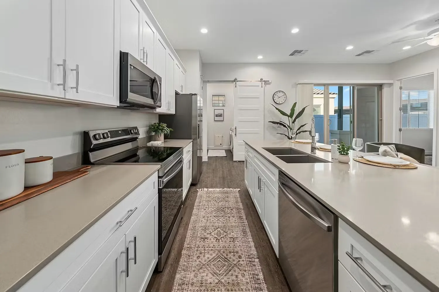 EVR Bella Vista — Photo 1