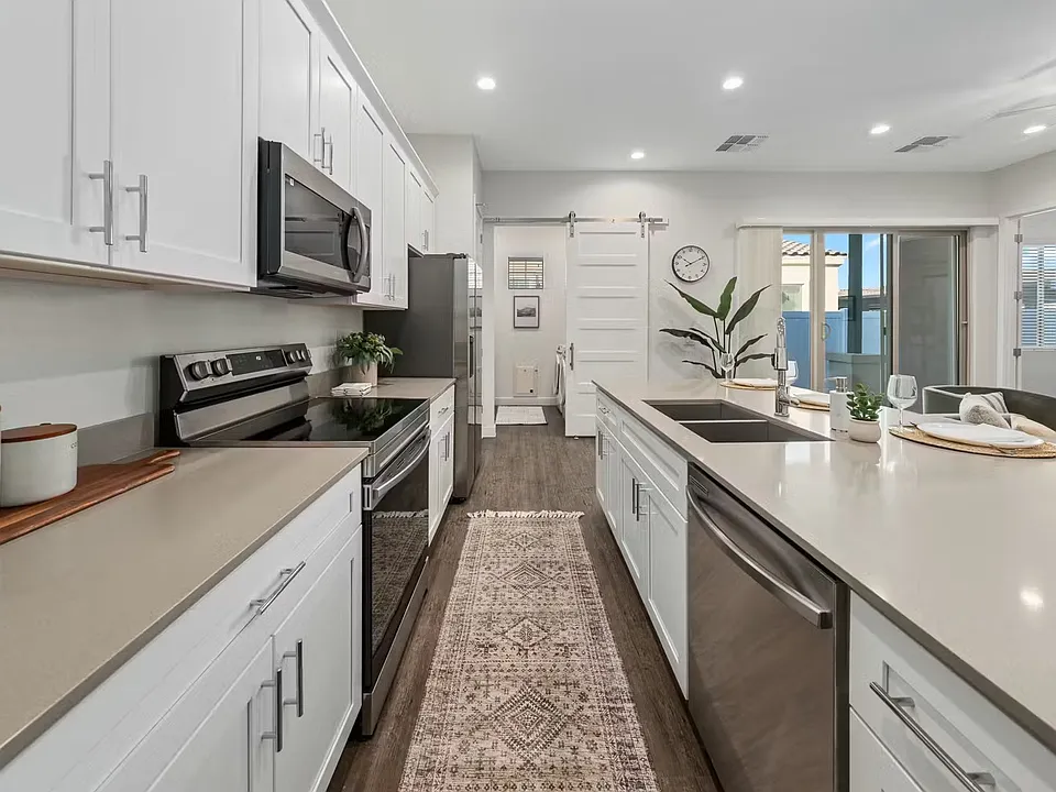 EVR Bella Vista