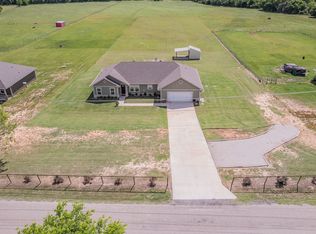 505 Advance Rd, Weatherford, TX 76088