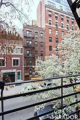 Rented by Mirador Real Estate | media 1