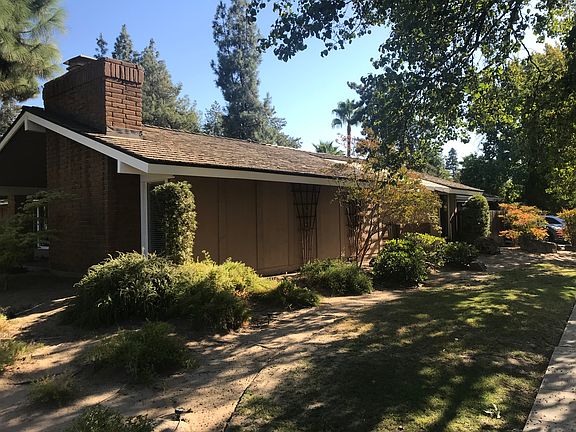 Large corner lot