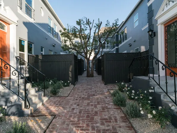 Chateau New Hampshire, 320-326 N New Hampshire Ave #320-2, Los Angeles, CA 90004