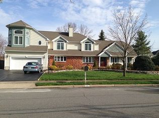 45 Brandywine Rd, Wayne, NJ 07470