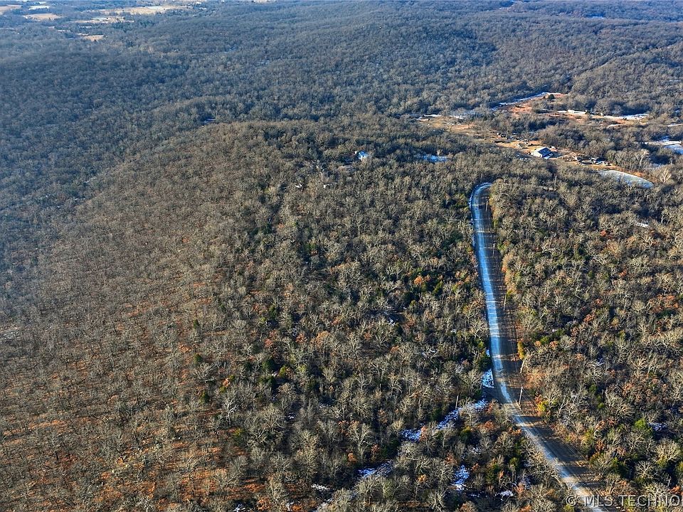 10th image of 1898 Tulsa Mountain Ranch Rd