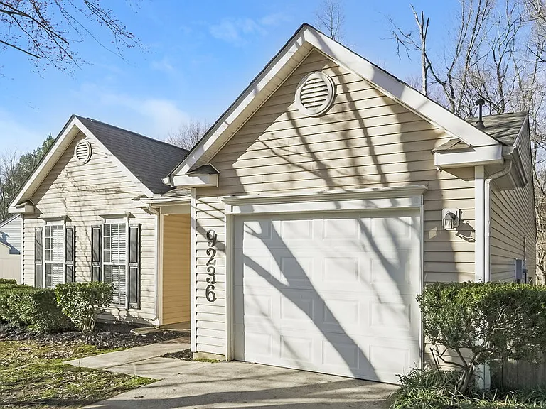9236 Kimmel Ln — Photo 3