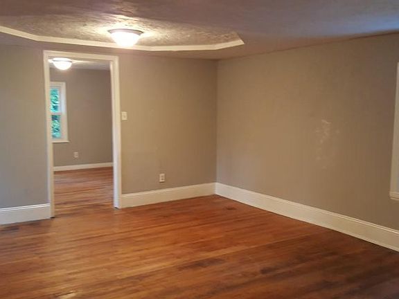 5th image of 5132 Avis Ln
