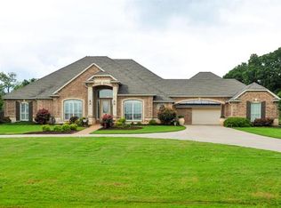 6355 Davis Rd, Fort Worth, TX 76140