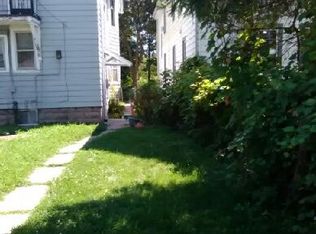 3231 N 8th St #1, Milwaukee, WI 53206