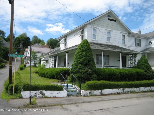 203 Whitmore Ave, Mayfield, PA 18433