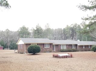 3254 Fields Rd, Fayetteville, NC 28312