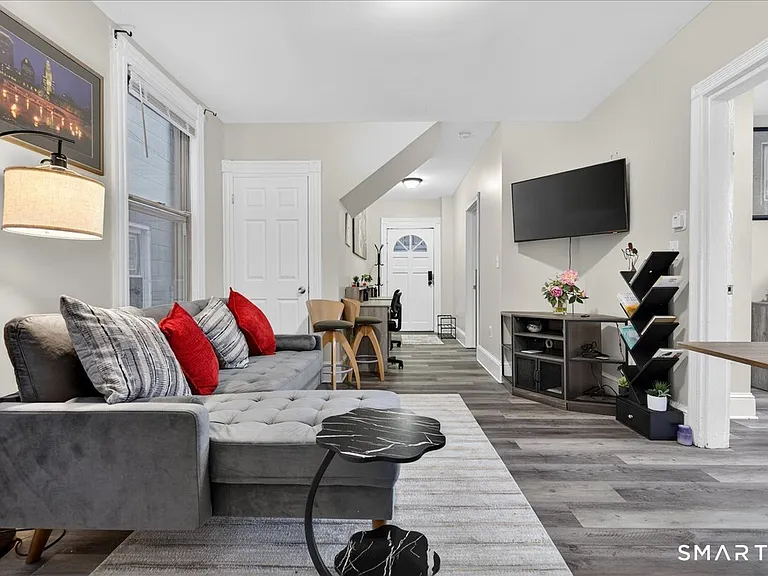 393 Orchard St — Photo 1
