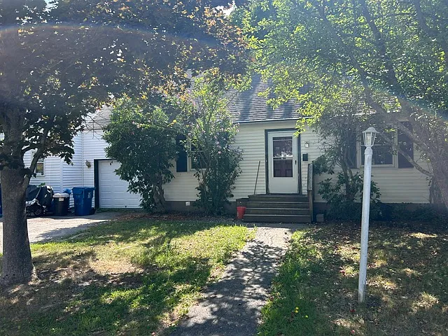 12 Arundel Rd #1 — Photo 16