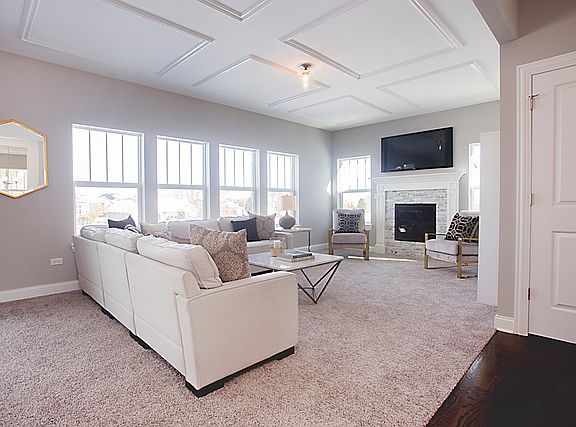 4th image of 25824 W Canyon Blvd