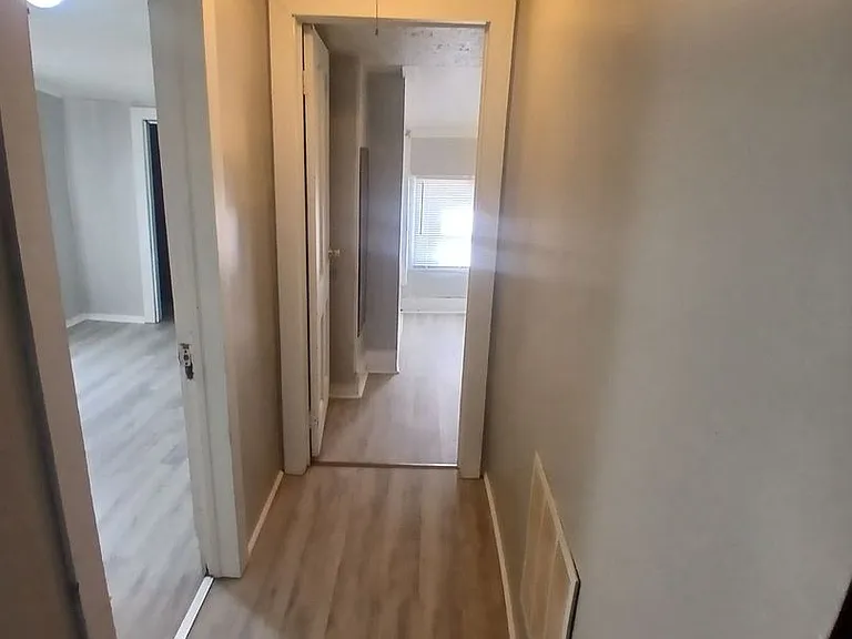 Cozy 3 Bedroom Upstairs Apartment- Available Now! W+D Hookup! Pet Friendly! — Photo 1