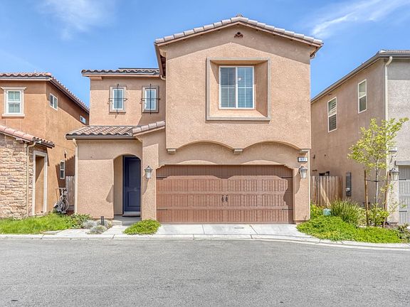 2nd image of 933 Winchell Way W