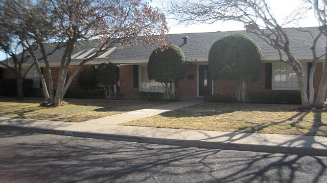 1st image of 3016 Sweetbriar Cir