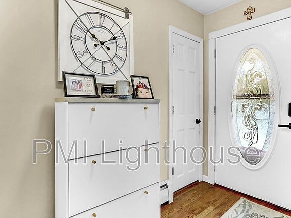 3rd image of 161 Smithtown Polk Blvd