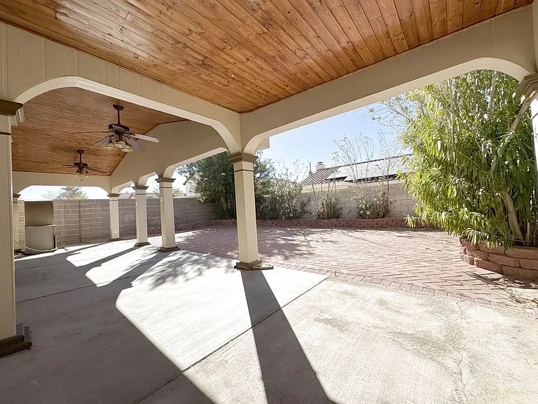325 Cavalla St — Photo 26