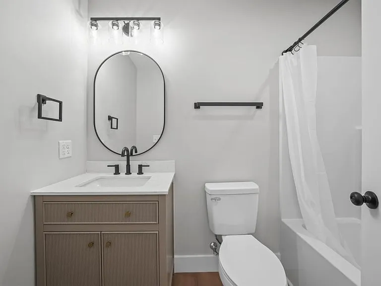 116 Shipman Dr NE — Photo 17
