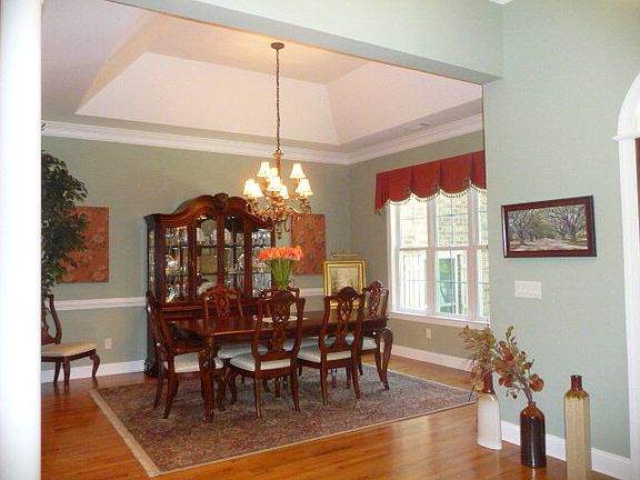 5th image of 145 Longwood Green Ct
