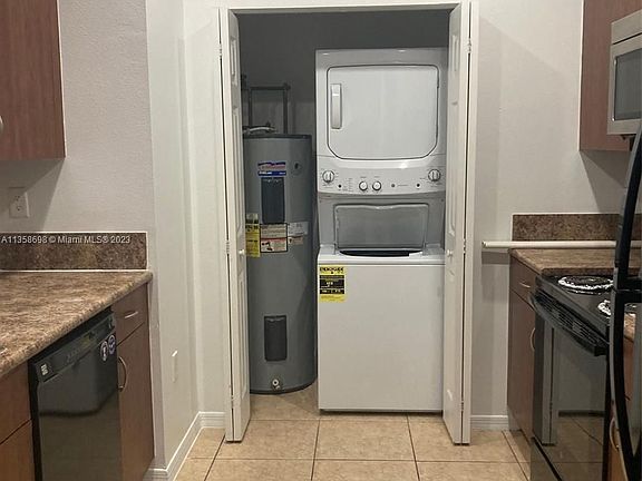3rd image of 2254 NE 42nd Ave #0
