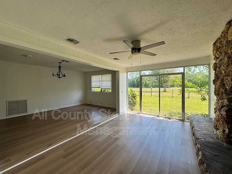2730 N US Highway 441 — Photo 10