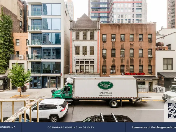 246 East 53rd Street image 5 of 19