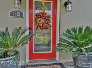 1621 Lakes Rd, Monroe, NY 10950