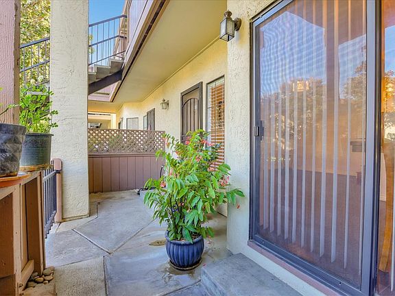 5th image of 282 Kenbrook Cir