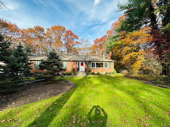 5 Crest Dr W