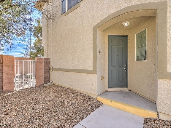 4th image of 4330 Westbury Square St #2