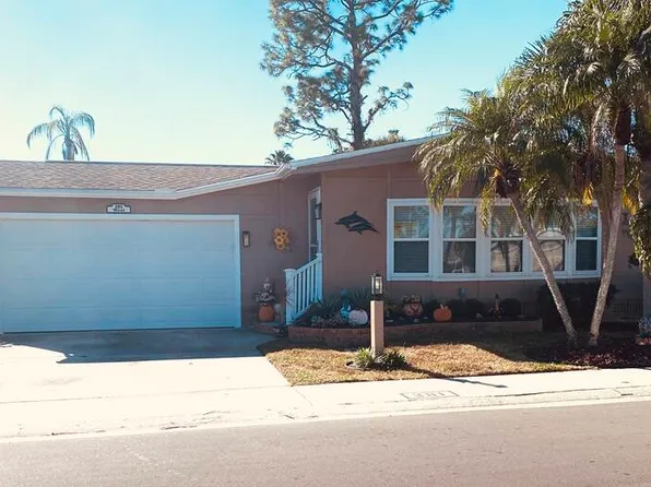 281 Las Palmas Blvd, North Fort Myers, FL 33903