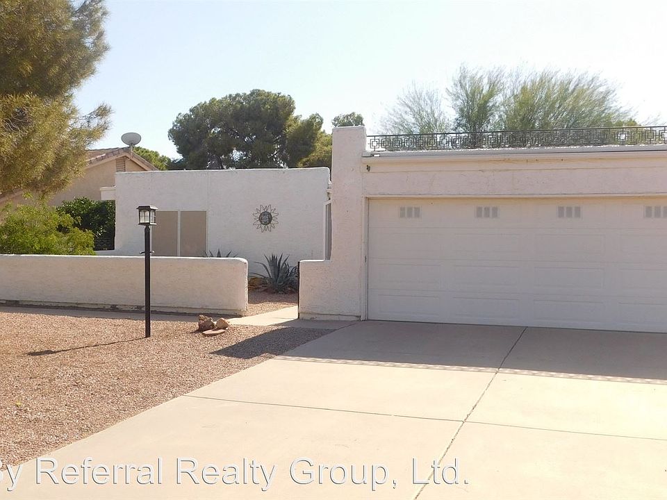 1st image of 9227 E Fairway Blvd
