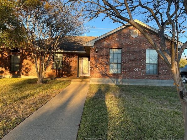 4611 Brompton Ln
