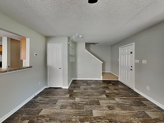5th image of 11328 Red Finch Ln