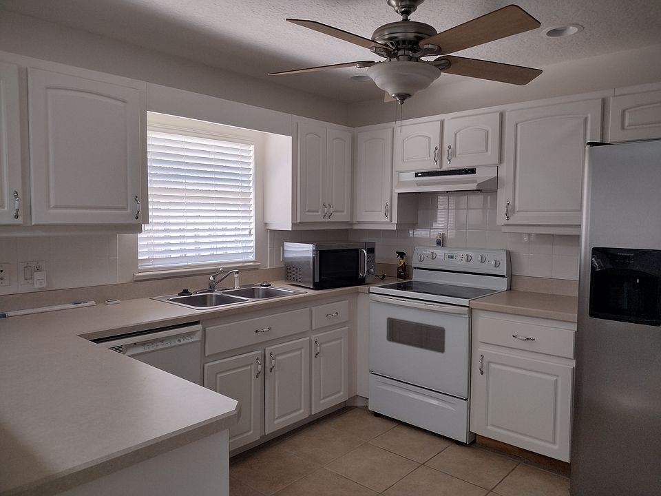 1st image of 933 Daytona Ave