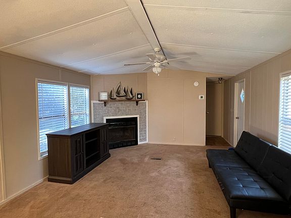 3rd image of 5429 Maverick Ln