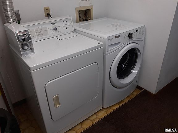 2nd image of 2507 26th Avenue Ct