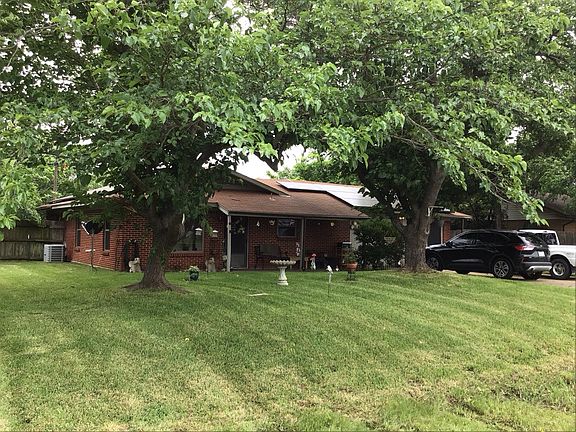 3rd image of 1700 Rand Rd