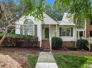 117 Heatherwood Dr, Apex, NC 27502