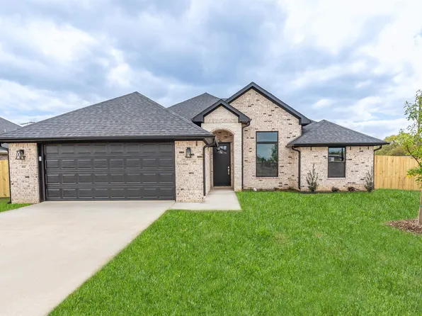 402 Meadow Ln, Chandler, TX 75758